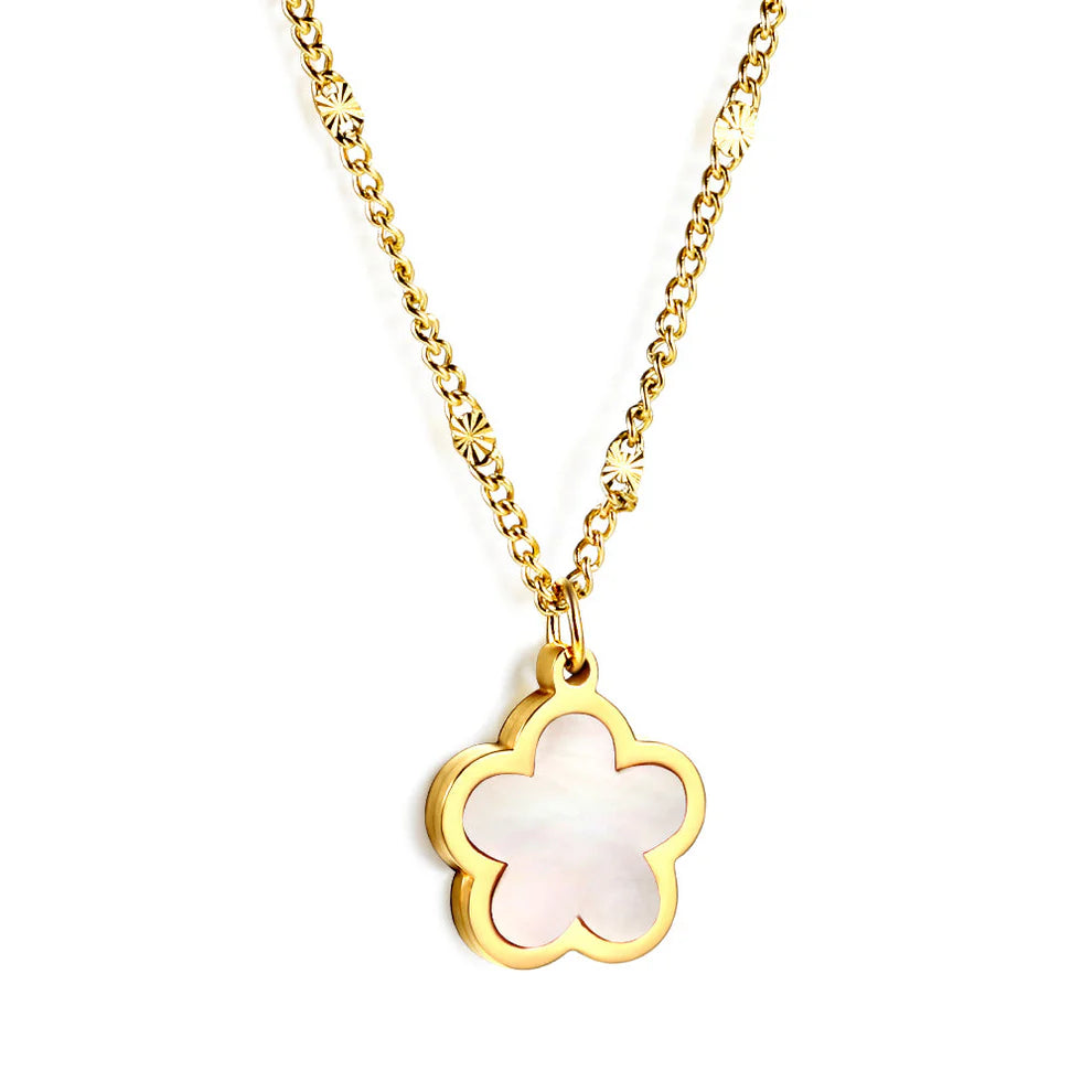 White Shell Peach Blossom Pendant Necklace