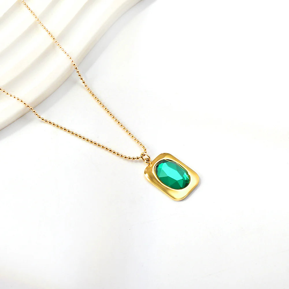 Green Rectangular Stone Necklace