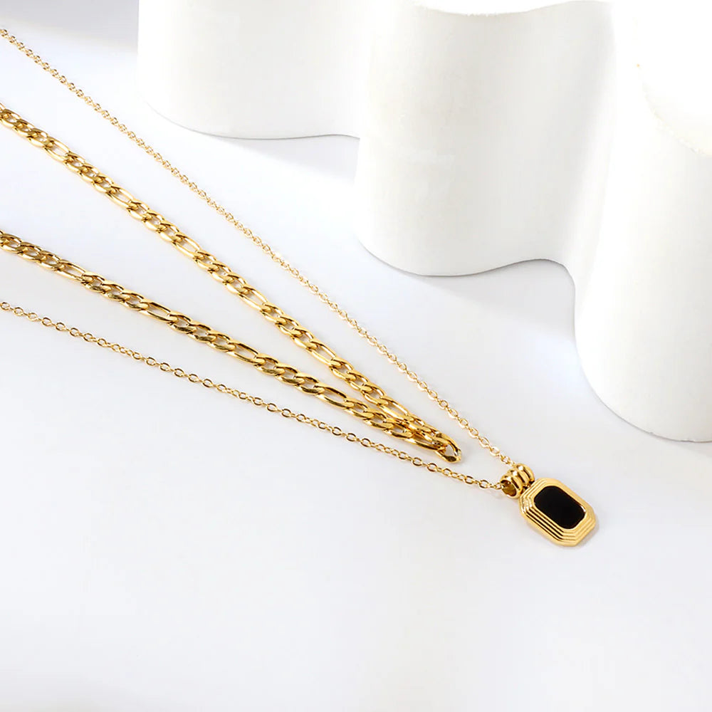 Black-Stone Pendant Necklace
