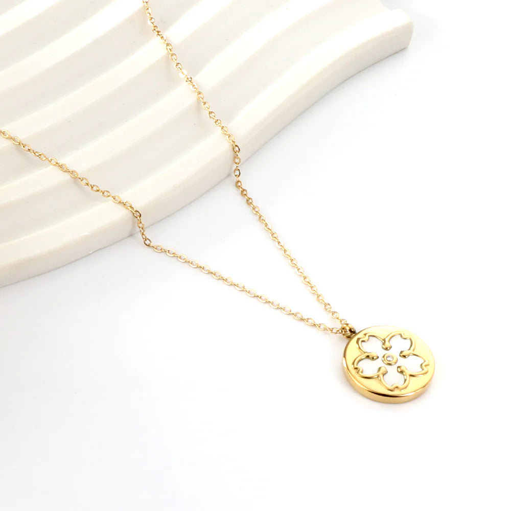 Circular Flower Pendant Necklace
