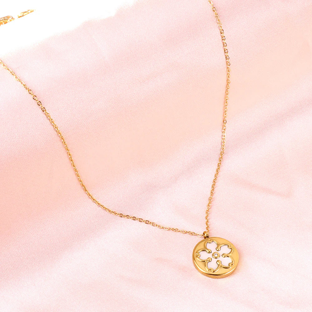 Circular Flower Pendant Necklace