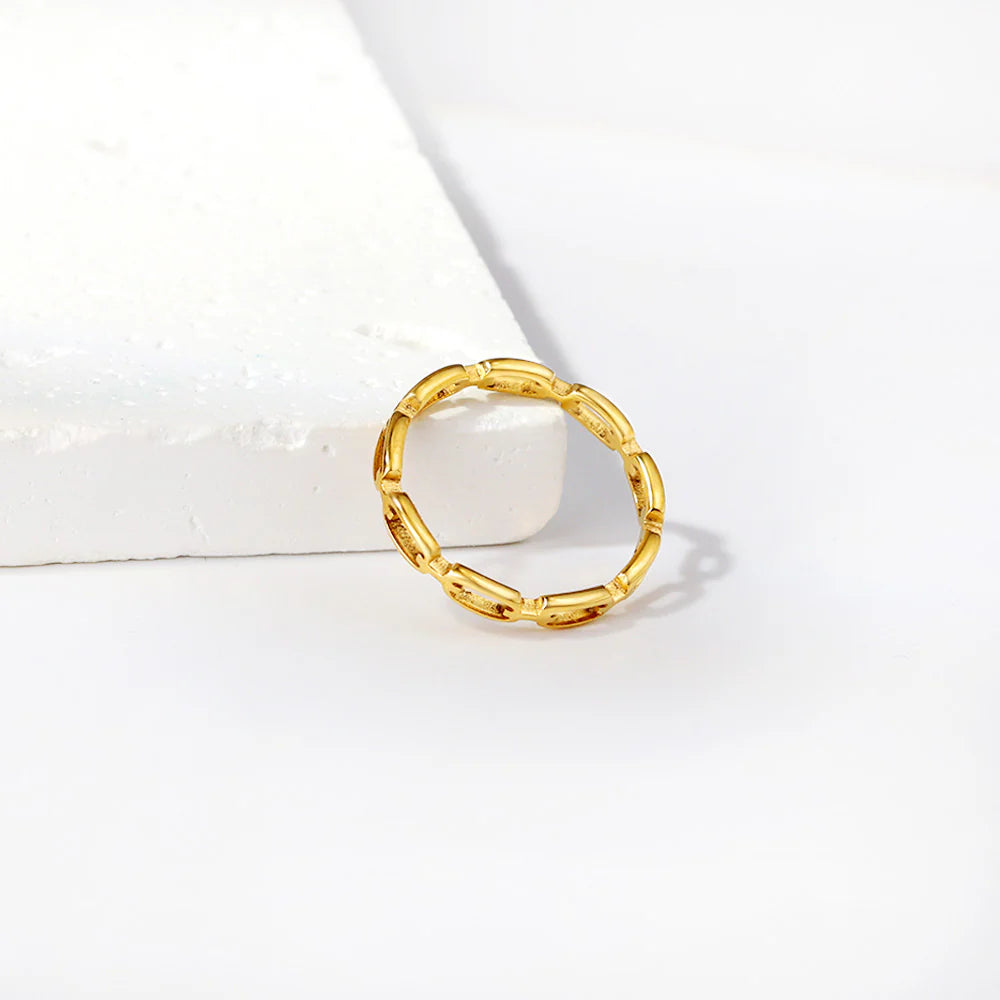 Gold-Toned Link Band Ring