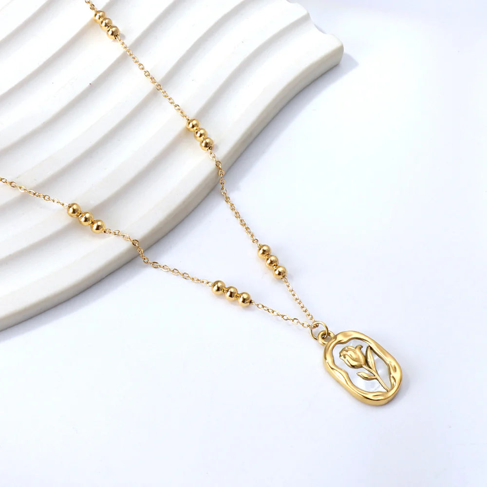 Oval Tulip Pendant Necklace
