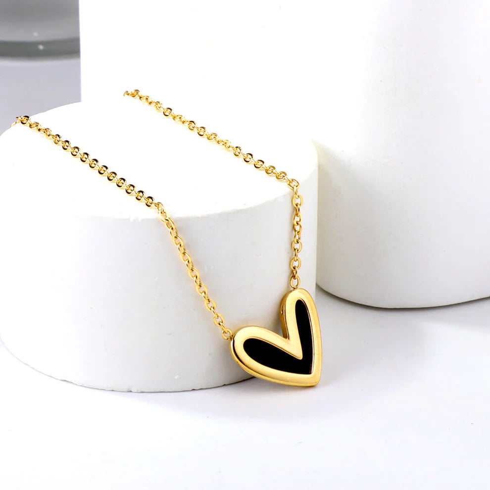 Midnight Heart Shell Pendant Necklace
